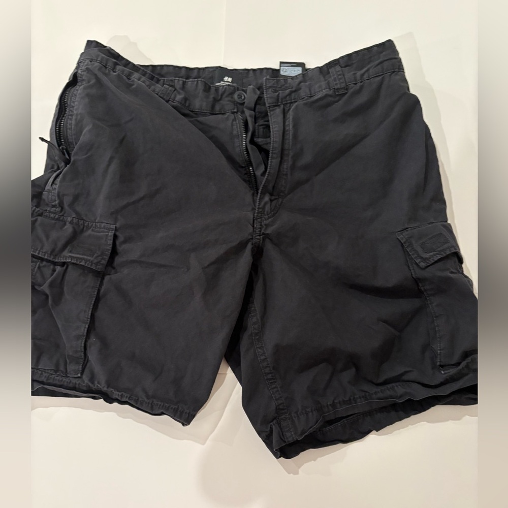 H&M Dark Gray Cargo Shorts for Men